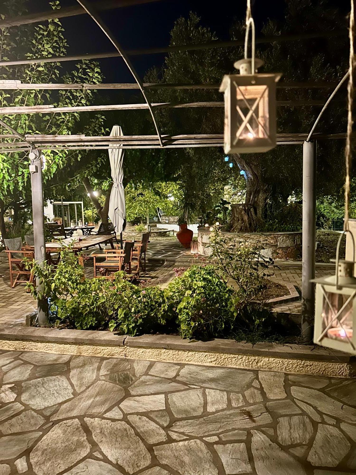 Pansion Episkopi Studios Skopelos Town Exterior photo